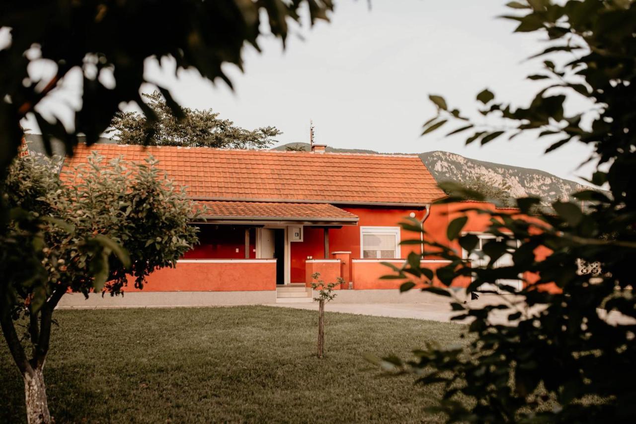 Vikendica Castanea Banja Zdrelo Villa Petrovac Bagian luar foto